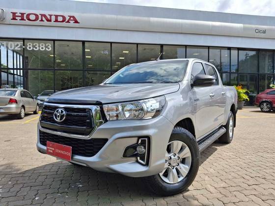 TOYOTA HILUX 2.7 SR 4X2 CD 16V FLEX 4P AUTOMÁTICO